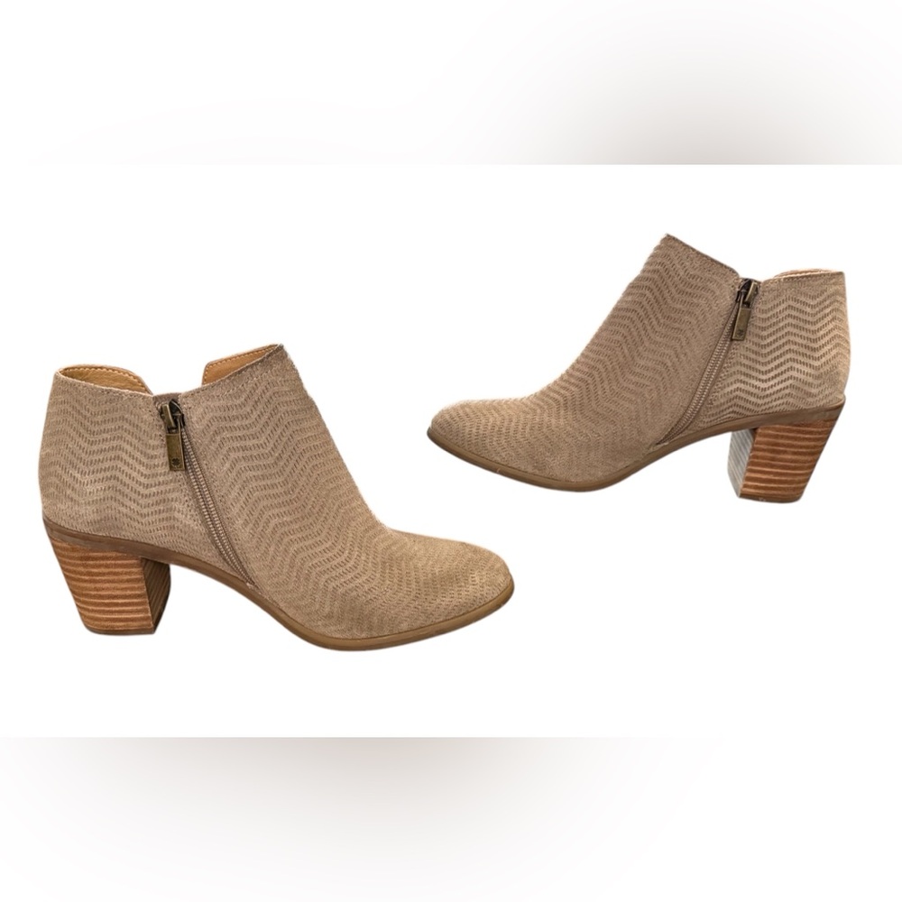 Lucky Brand Parnesa Perforated Suede Bootie Tan Women’s Size 7.5 - Picture 5 of 9